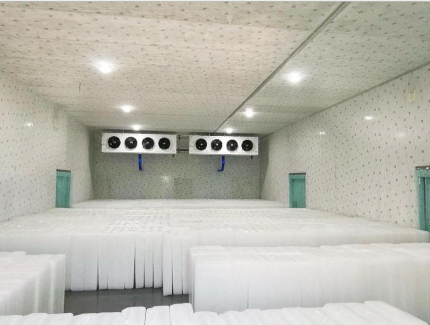 Barras de hielo en almacenamiento