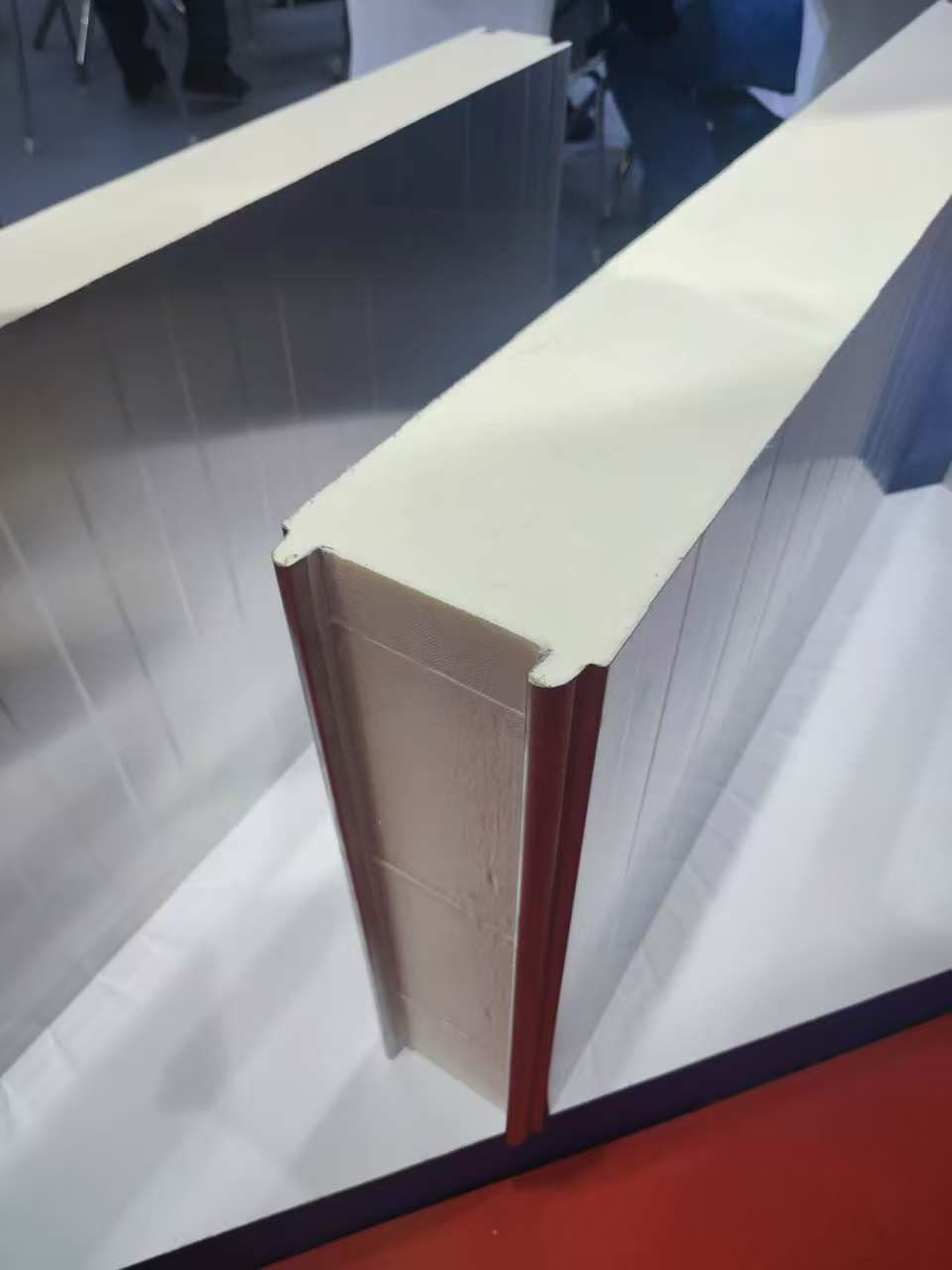 Detalle de panel aislante tipo PU